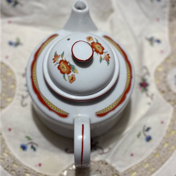 Vintage Floral Teapot with Orange Accents - Picture 5 of 12